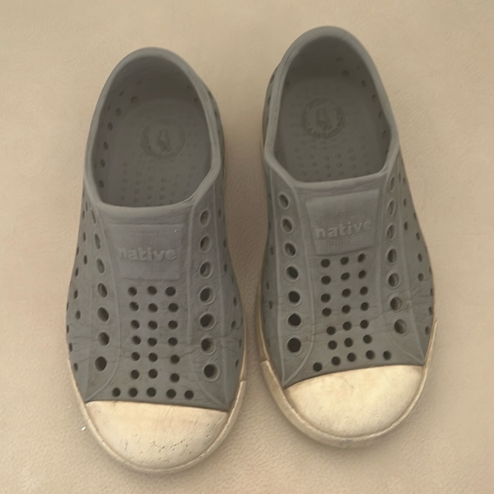 Gray Native Shoes - Toddler Size 8